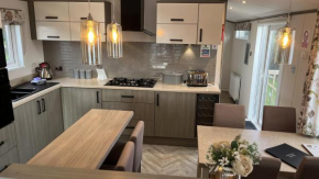 2-Bed Lodge Near Garstang and Poulton-Le-Fylde